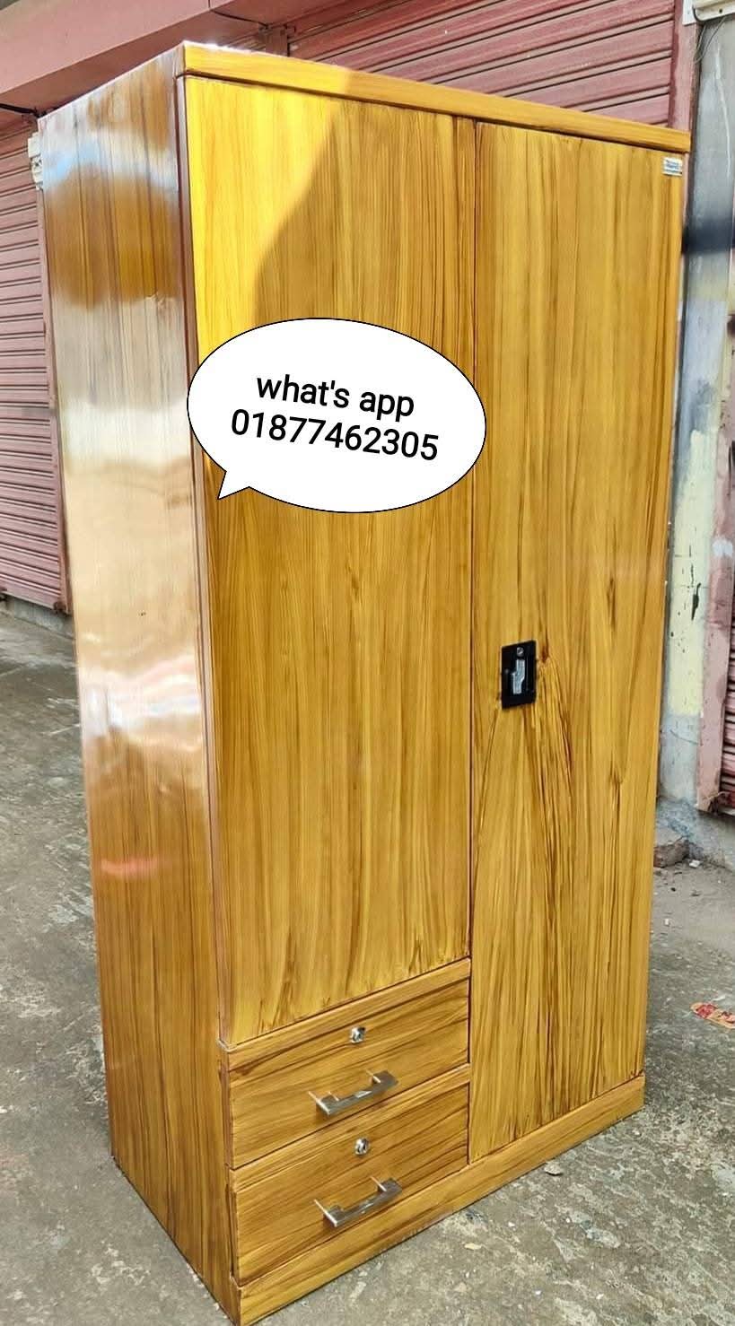 2 door almira